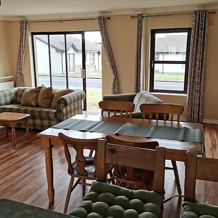 Bungalow By The Beach Apartament *